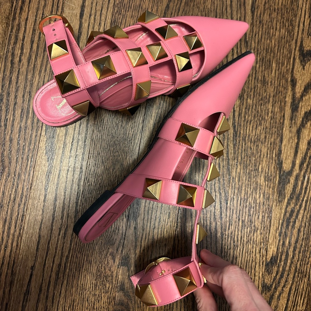 Valentino Garavani Roman Stud Leather Flats - Pink